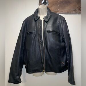 Duratrak black leather jacket
Size 2XL/44